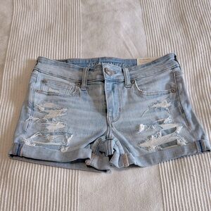 American Eagle Outfitters Midi Next Level Stretch Ripped Jean Shorts Size 2 NWT